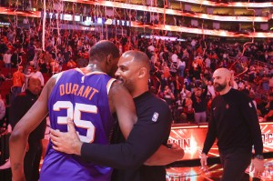 电竞比分-乌度卡称杜兰特注重团队融合 避免球队过度依赖个人能力