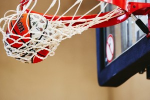 姚基金官宣慈善赛国内球星：王哲林吴前小丁3MVP领衔 对决布朗库兹马