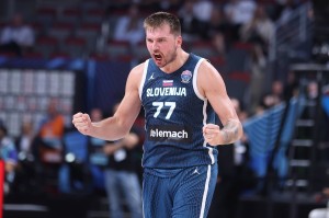 电竞比分-美媒预测东契奇加冕欧锦赛得分王概率高达91%，场均34.7分领跑全场